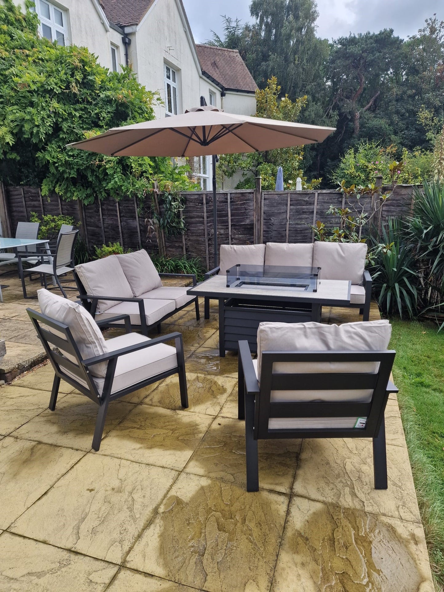 Ava_Aluminium_Corner_Dining_Set