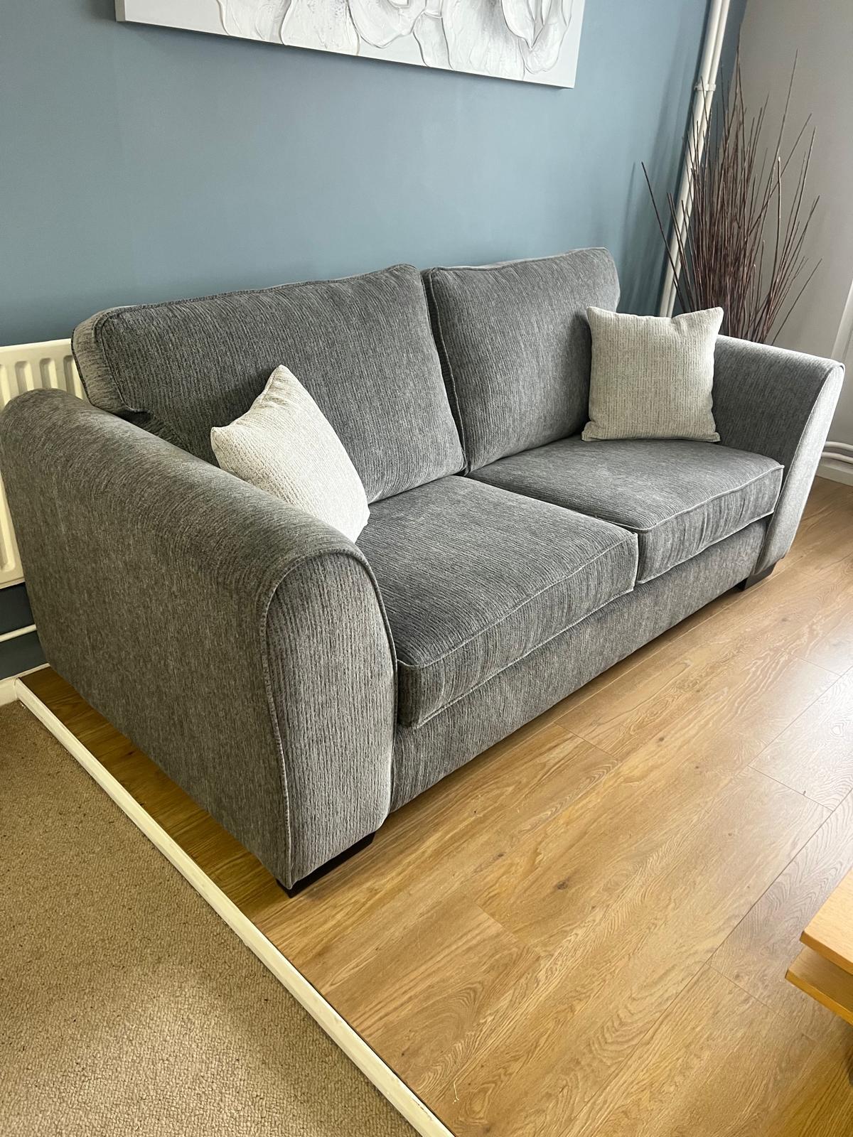SCS Nicole Sofa