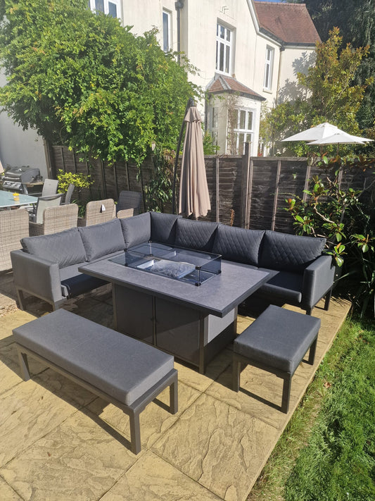 AMC_furniture