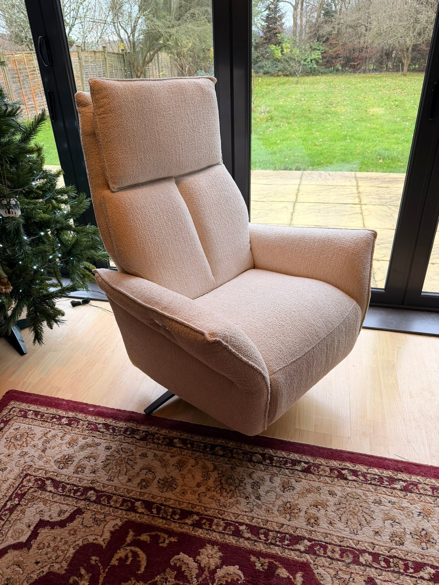 GFA Savannah Electric swivel